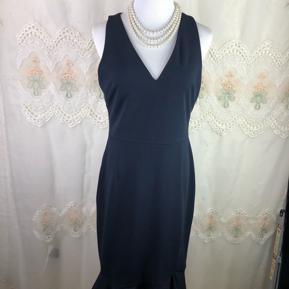 BETSEY JOHNSON DRESS SIZE 6. NWT. - Picture 2 of 5
